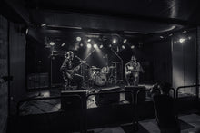 画像をギャラリービューアに読み込む, 9月28日|Rock Night at BuzzFront