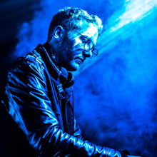 画像をギャラリービューアに読み込む, 2025.03.01 | Nils Hoffmann Japan Tour - Analog Journey