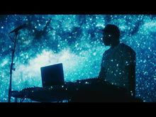 ギャラリービューア2026.07.19 | Electroman: Wang One, Demsky, Nibi, Luke Hobbsに読み込んでビデオを見る