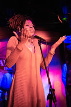 画像をギャラリービューアに読み込む, 2月12日|More Than a Laugh : Music x Comedy Show